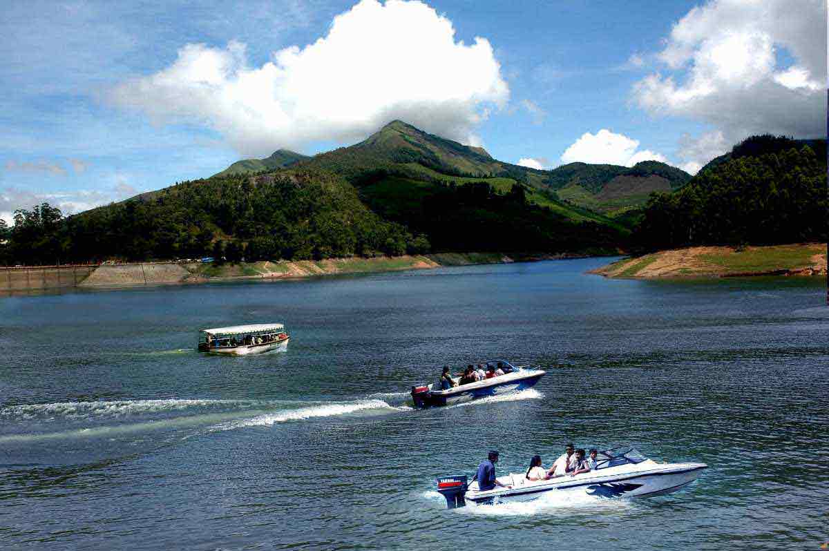 Mattupetty Dam Viewpoint near Never Inn Munnar