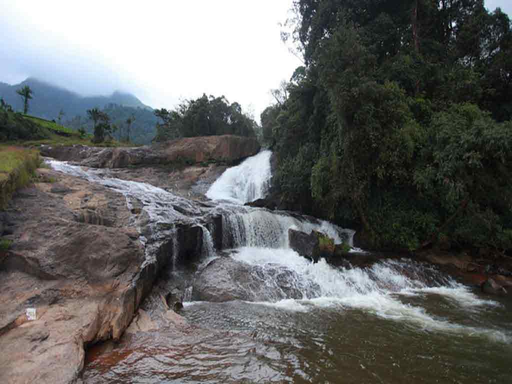 Virivara Waterfalls Scenic Spot Near Munnar